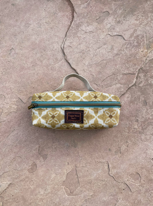 The Amelia Case in Yellow