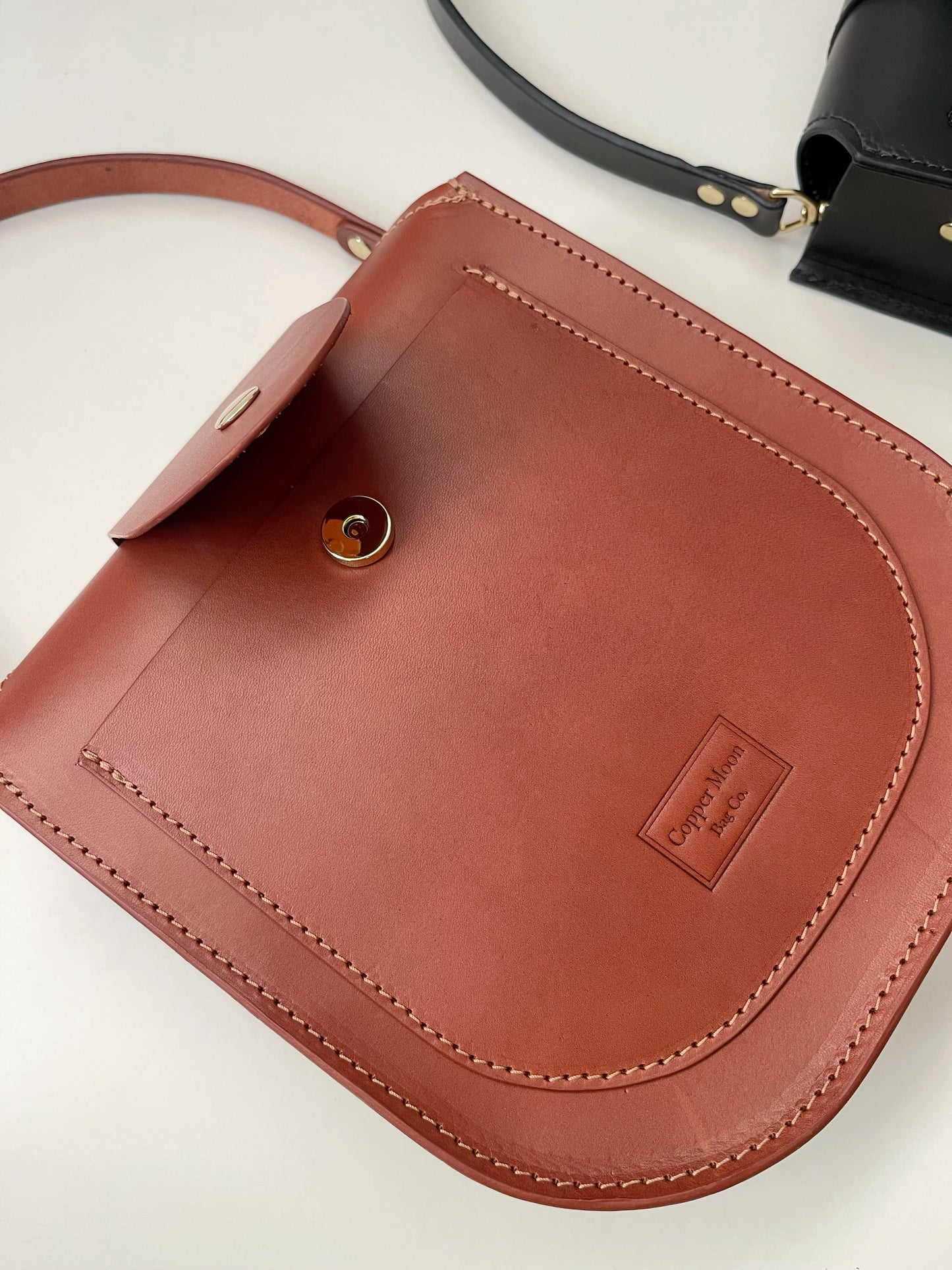 Echo Crossbody