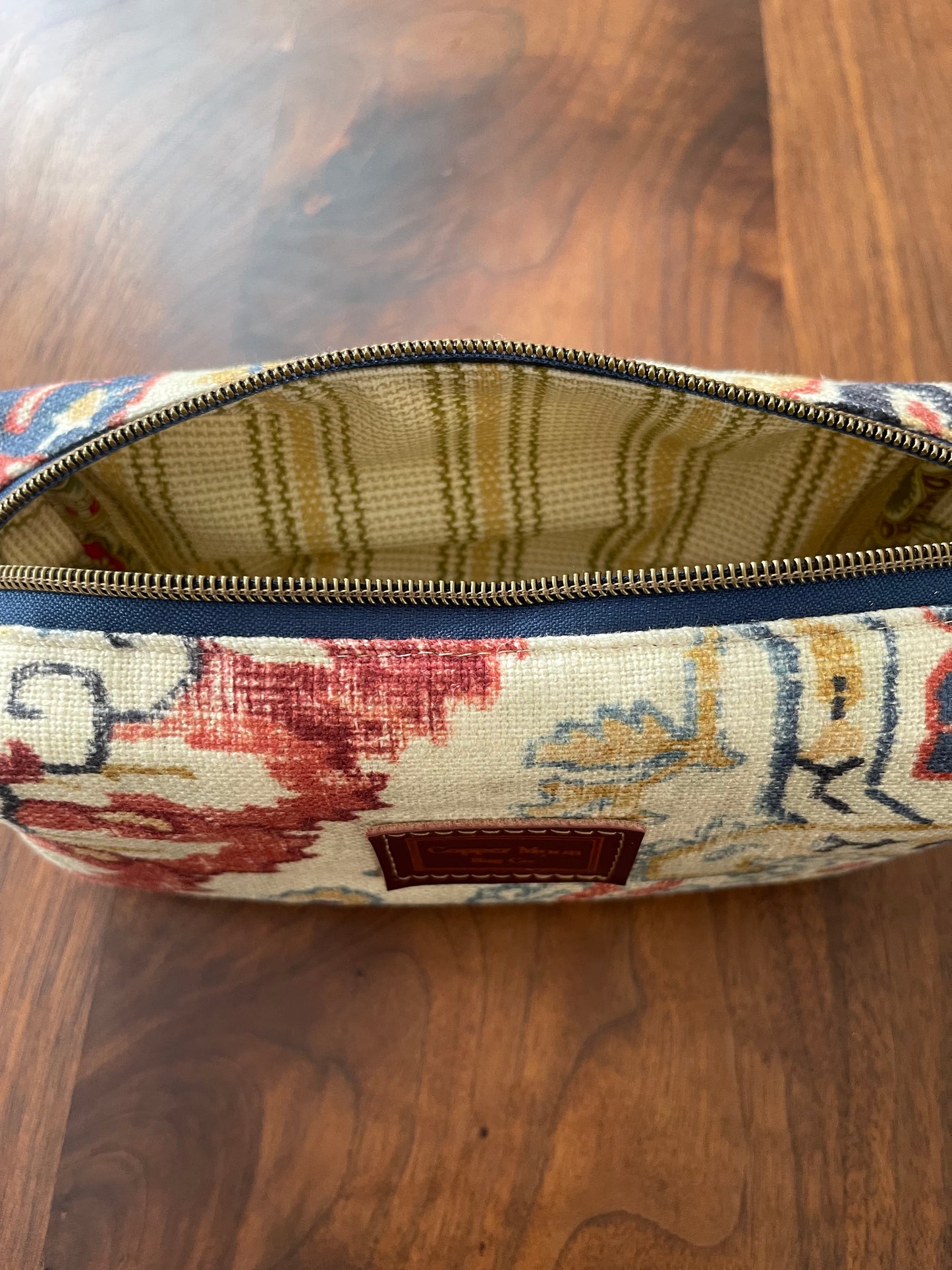 Sydney Box Bag Navy and Cream