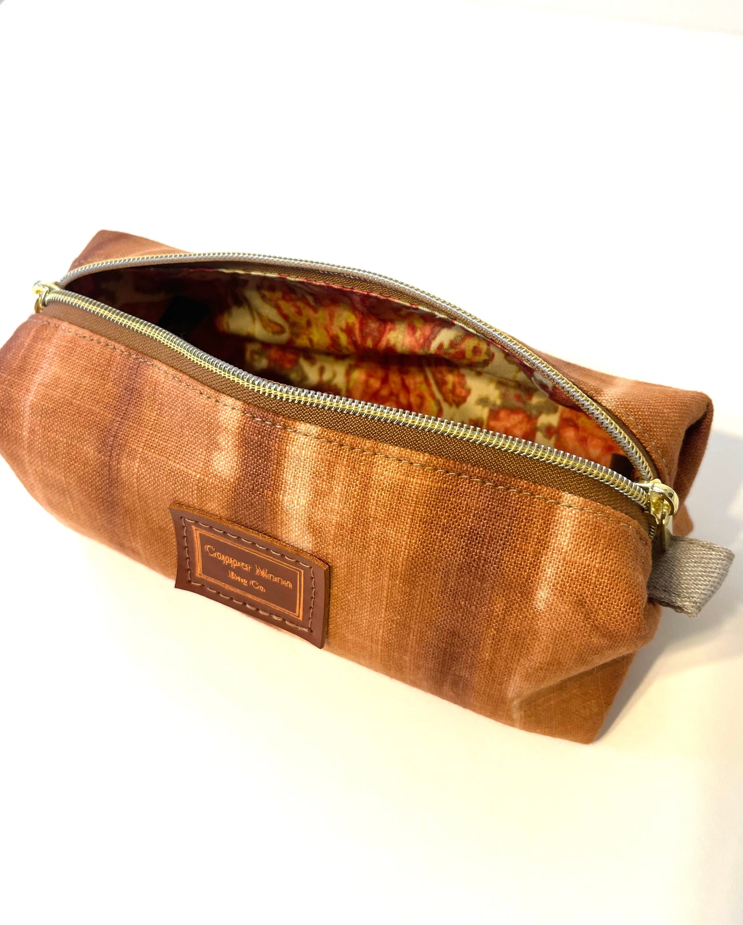 The Sailor Box Bag in Rust