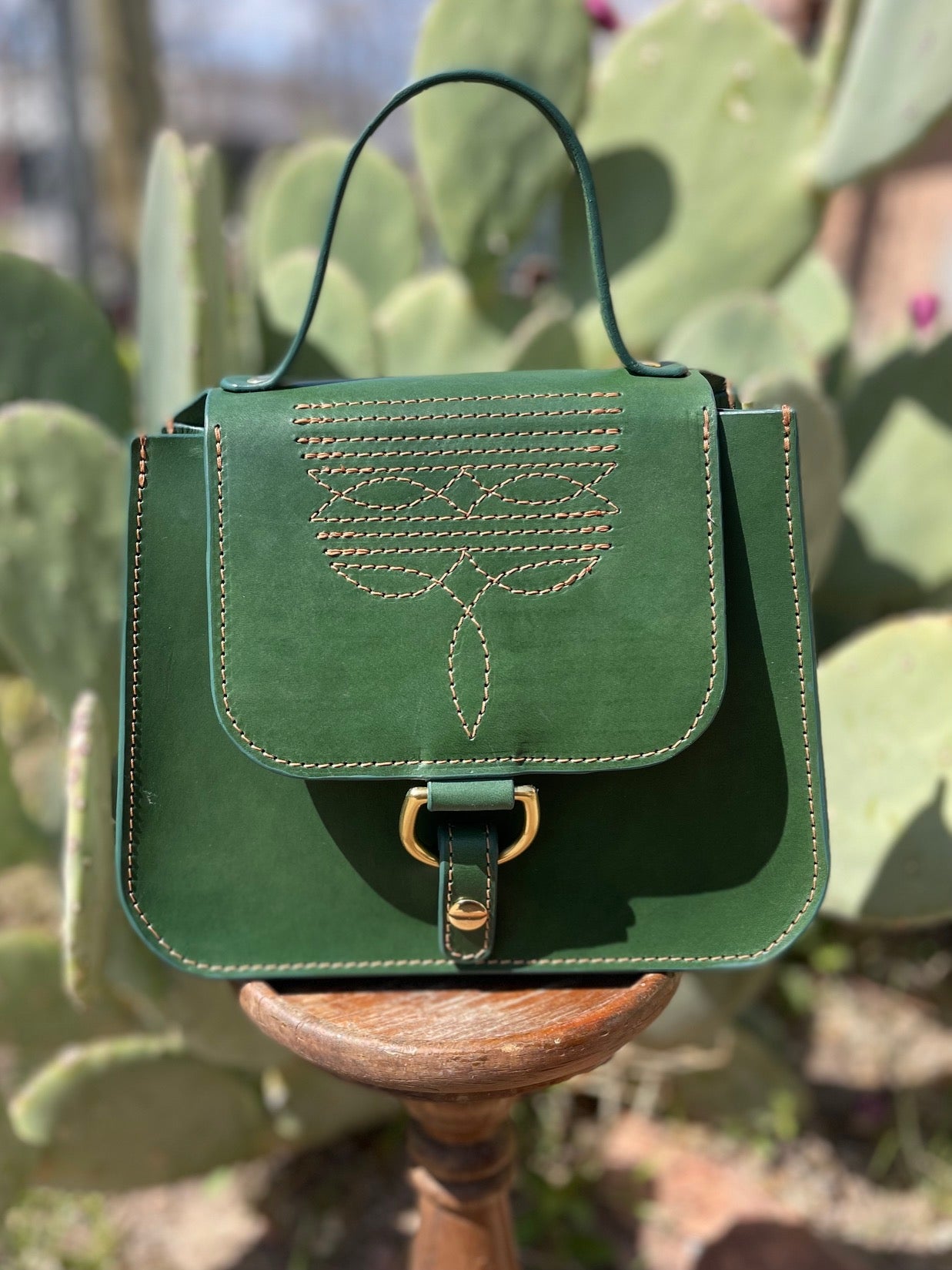 The EmmyLou in Clover