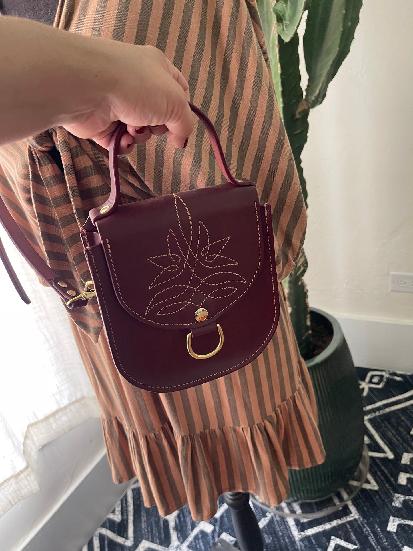 The Ellis mini Western in Oxblood