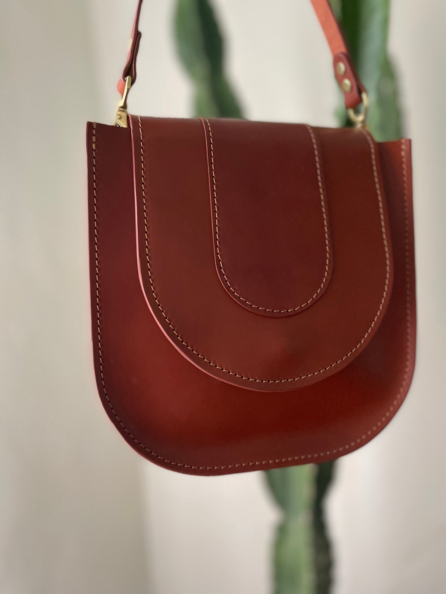 Echo Crossbody in Cognac Sample