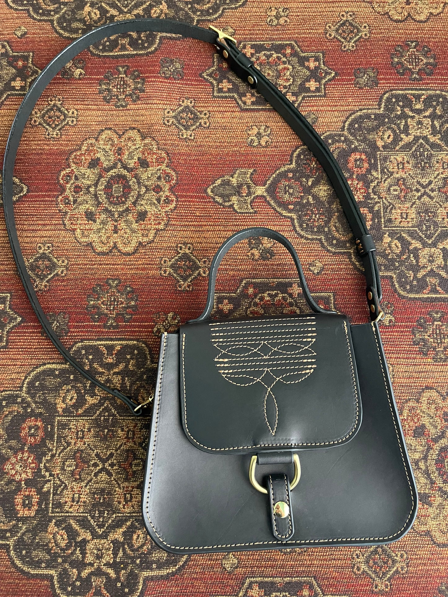 The EmmyLou in Black