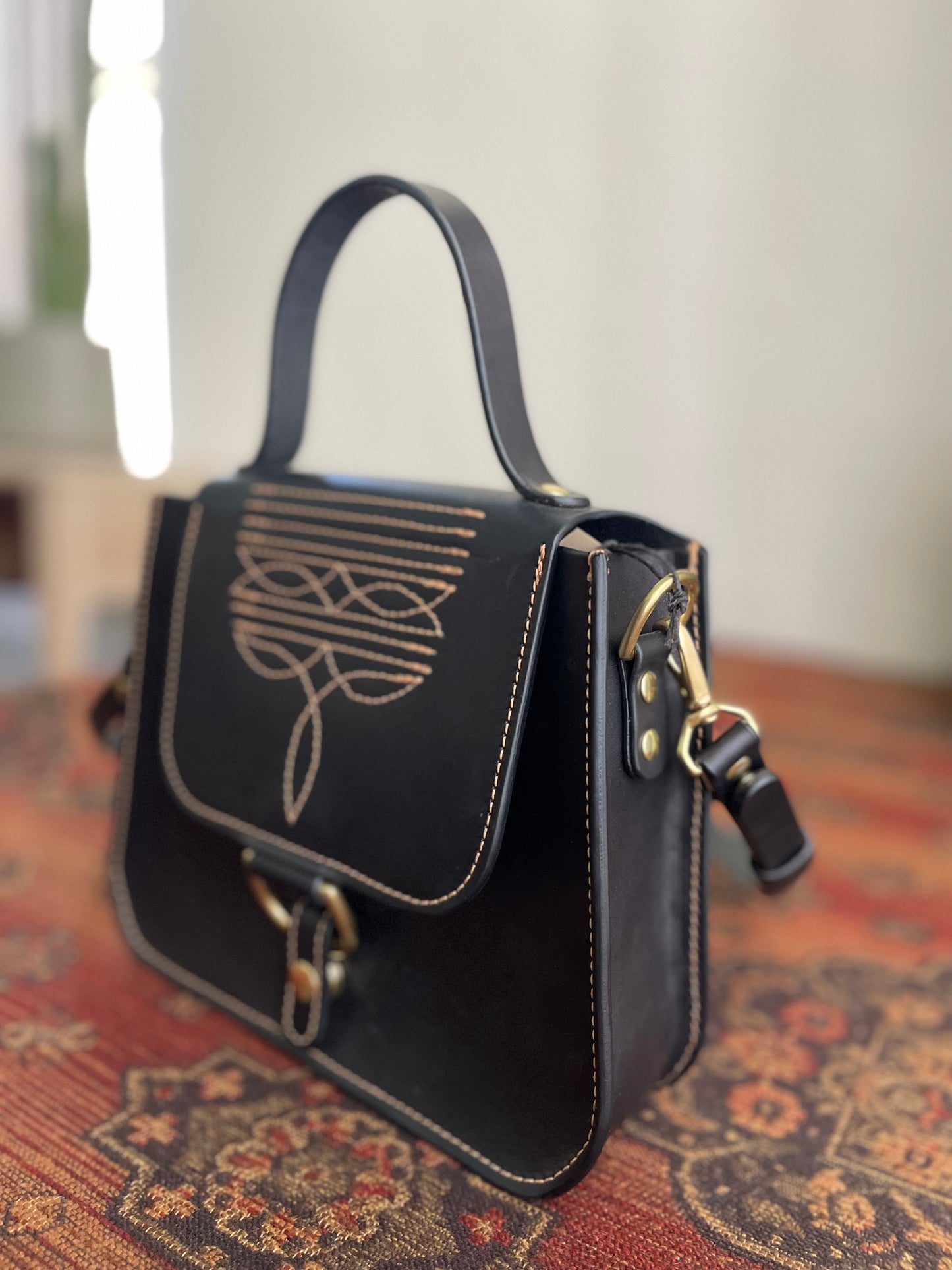 The EmmyLou in Black