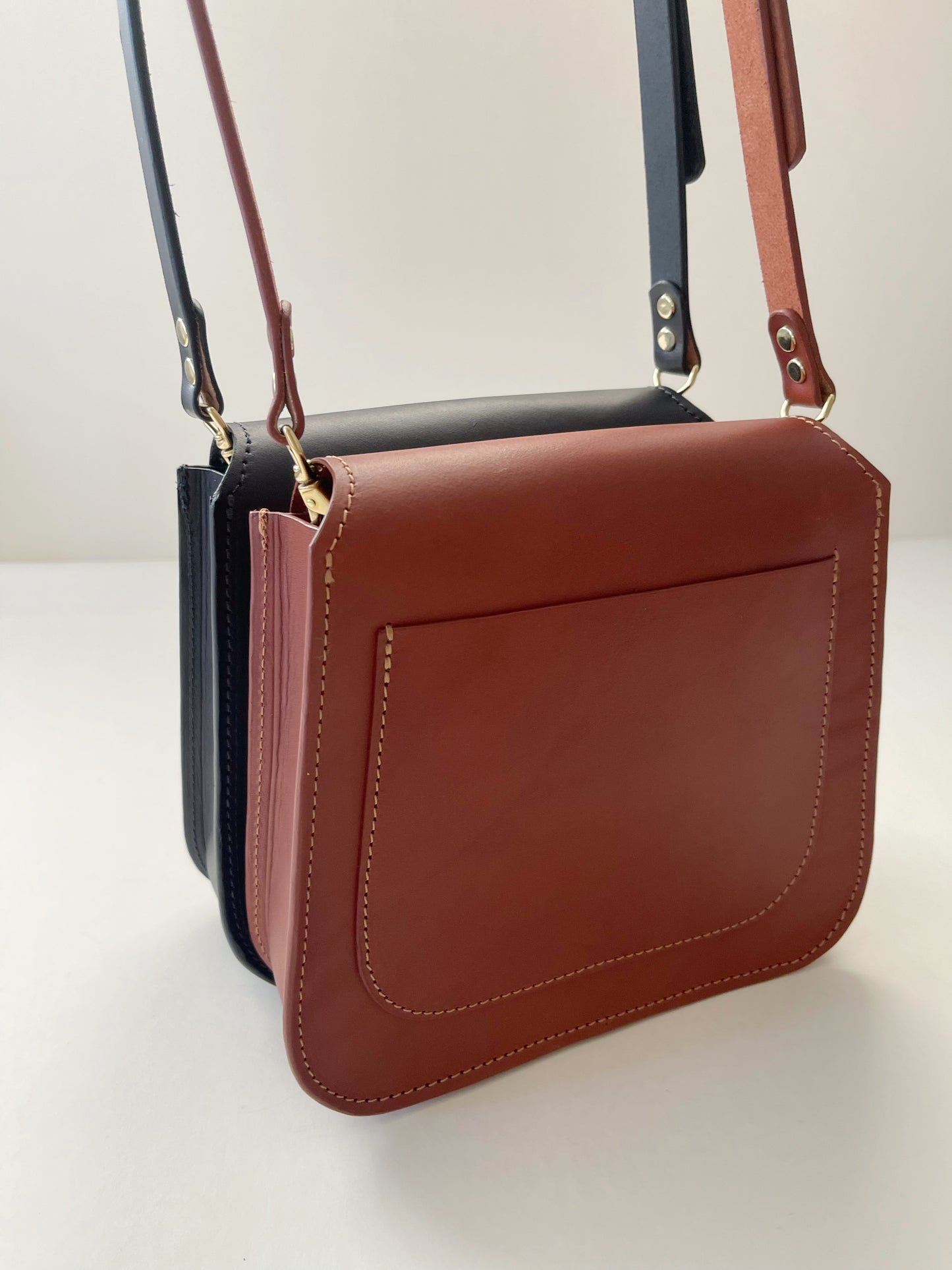 Chelsea Crossbody