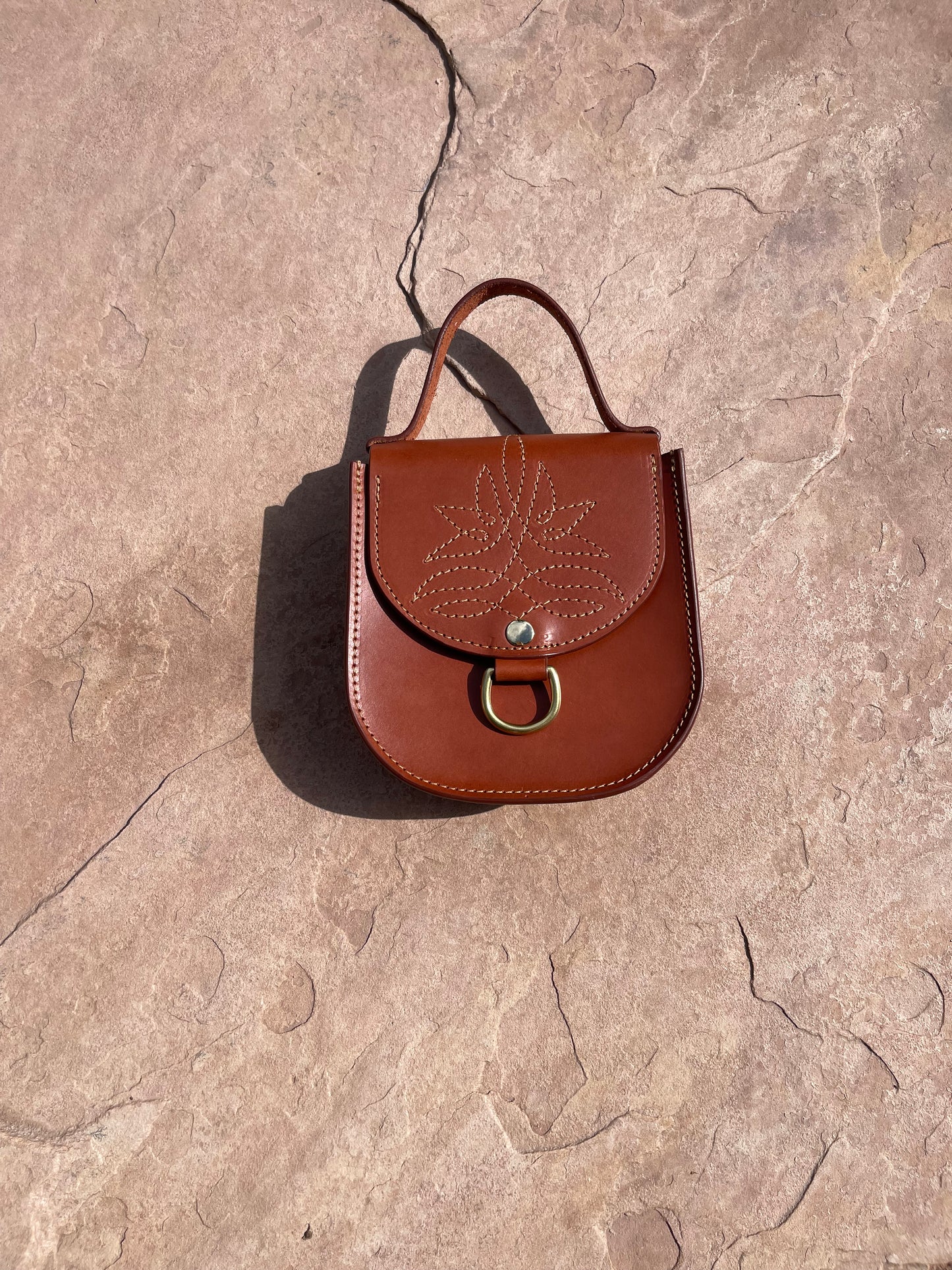The Ellis mini Western in Cognac