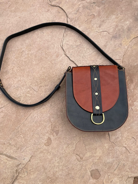 Echo with Black Strap and Brass D rings