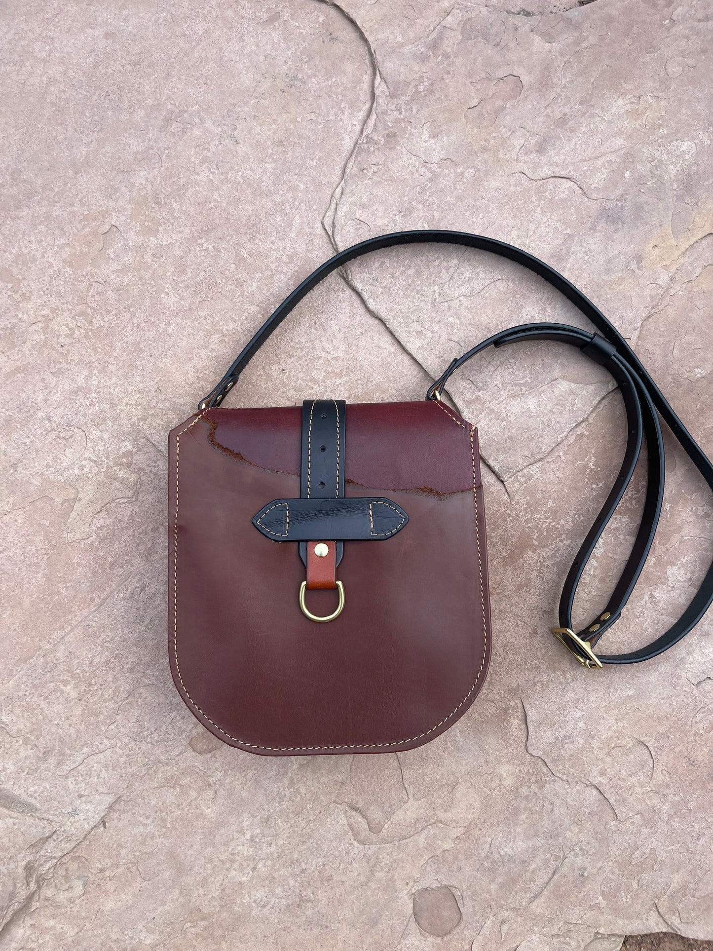 Echo with Black Strap and Brass D rings